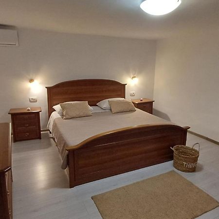 דירות פורץ Casa Simeti מראה חיצוני תמונה