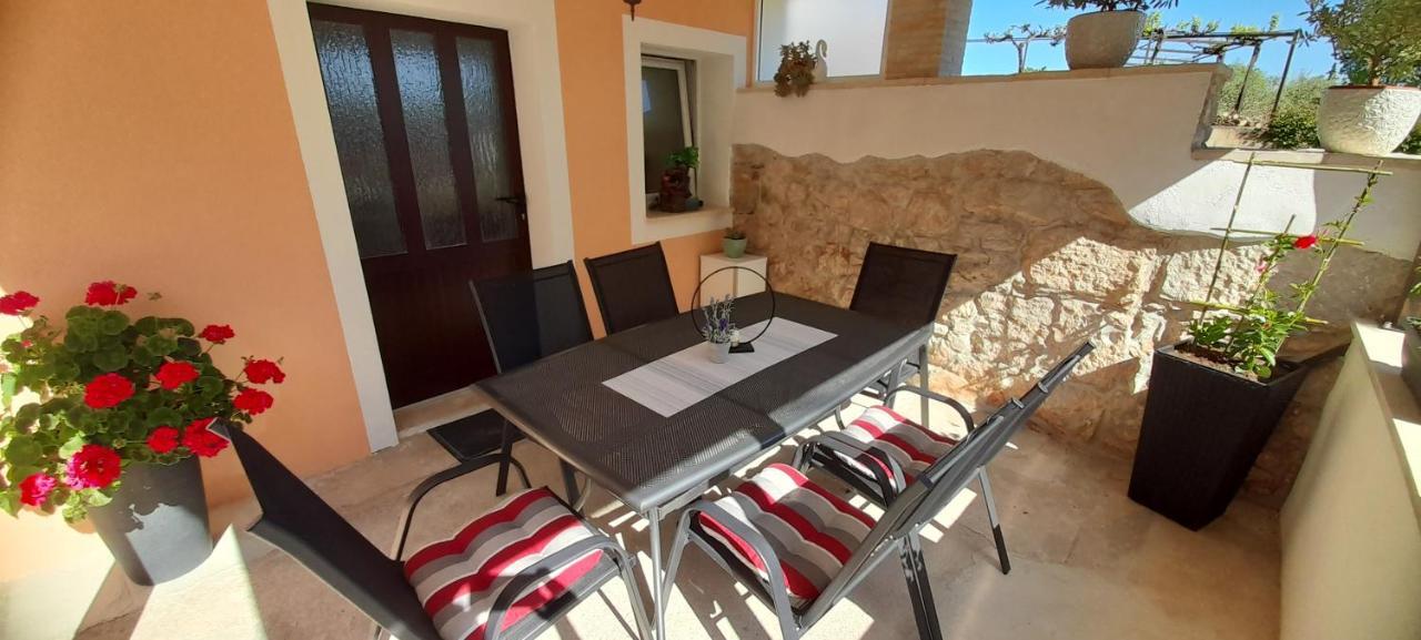 דירות פורץ Casa Simeti מראה חיצוני תמונה