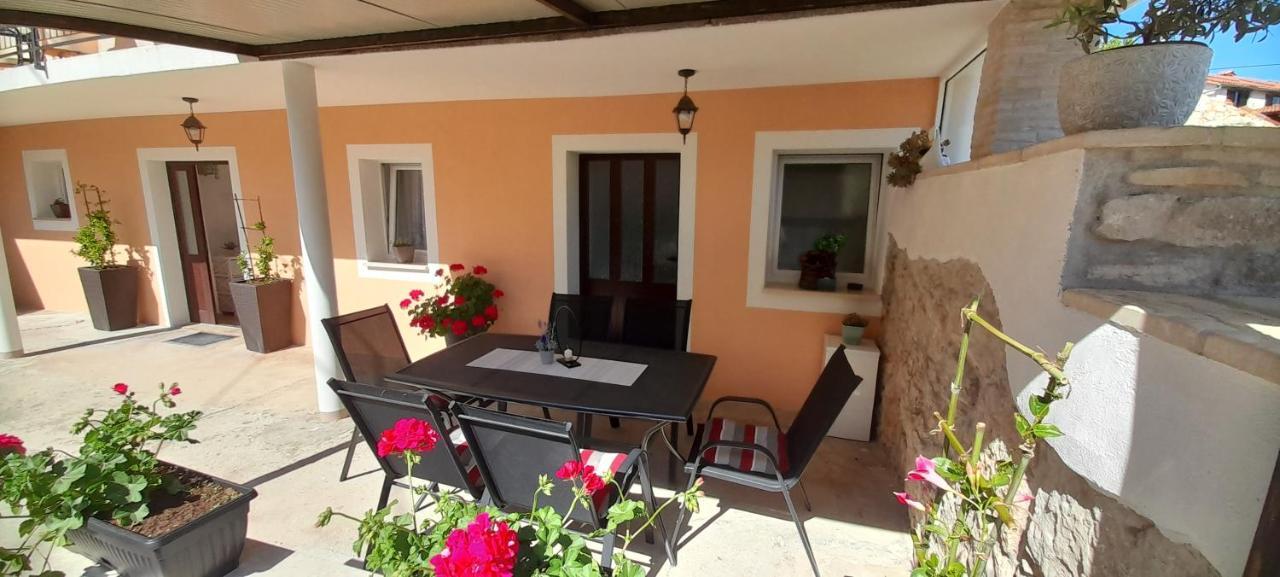 דירות פורץ Casa Simeti מראה חיצוני תמונה